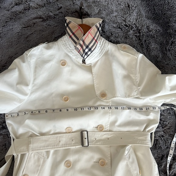 Burberry Trench Coat - Picture 13 of 13